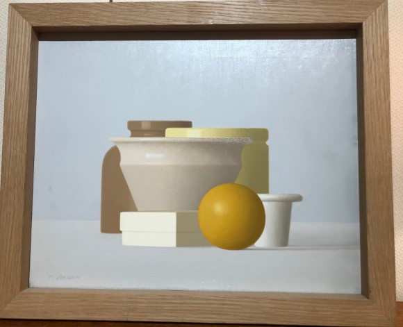 Nature morte à la sphère jaune 