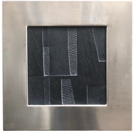 Ardoise sculpt&eacute;e