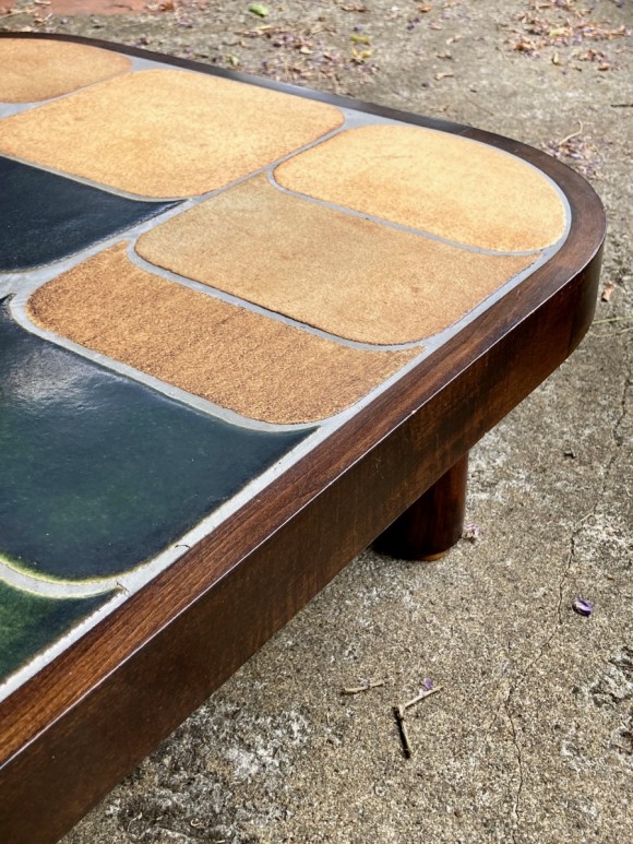 table Sou-Chong par Roger Capron