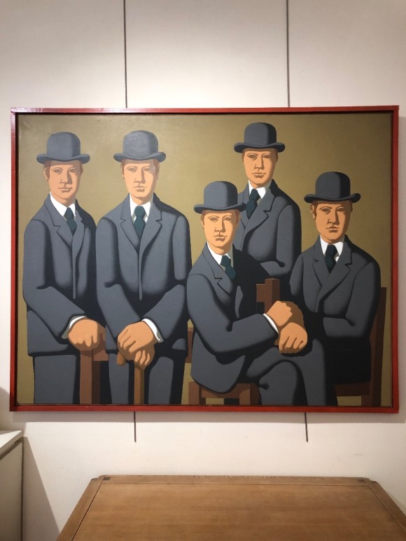 Personnages aux chapeaux