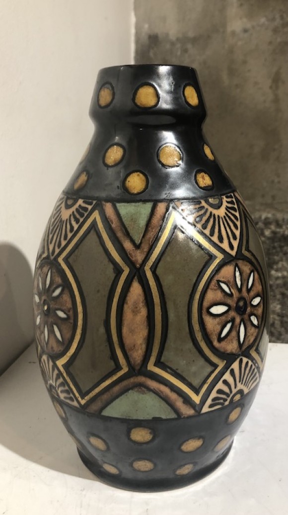 Vase odetta à réhauts dorés