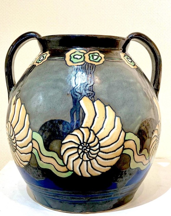 Grand vase Odetta à motifs de nautiles stylisés 1925