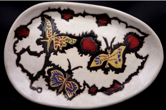 Grand plat en céramique  par Jean Lurçat " papillons"